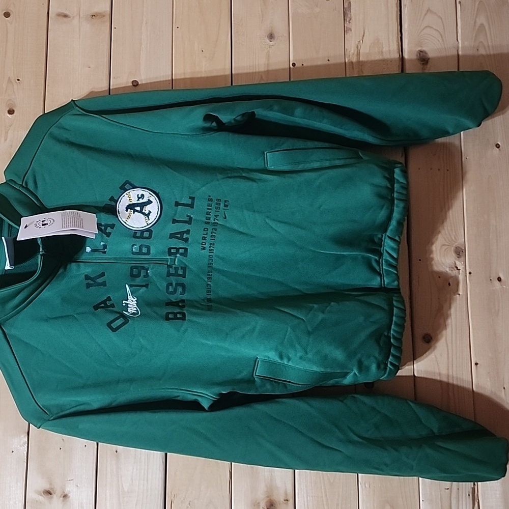 Nike Oakland Athletics Women's Cooperstown Collection Size Small Jacket NWT